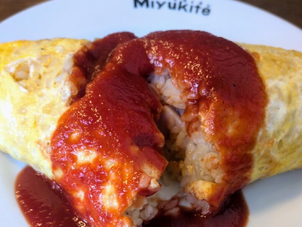 御幸亭 オムライス 中身画像