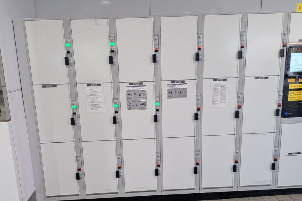 金山総合駅のコインロッカー