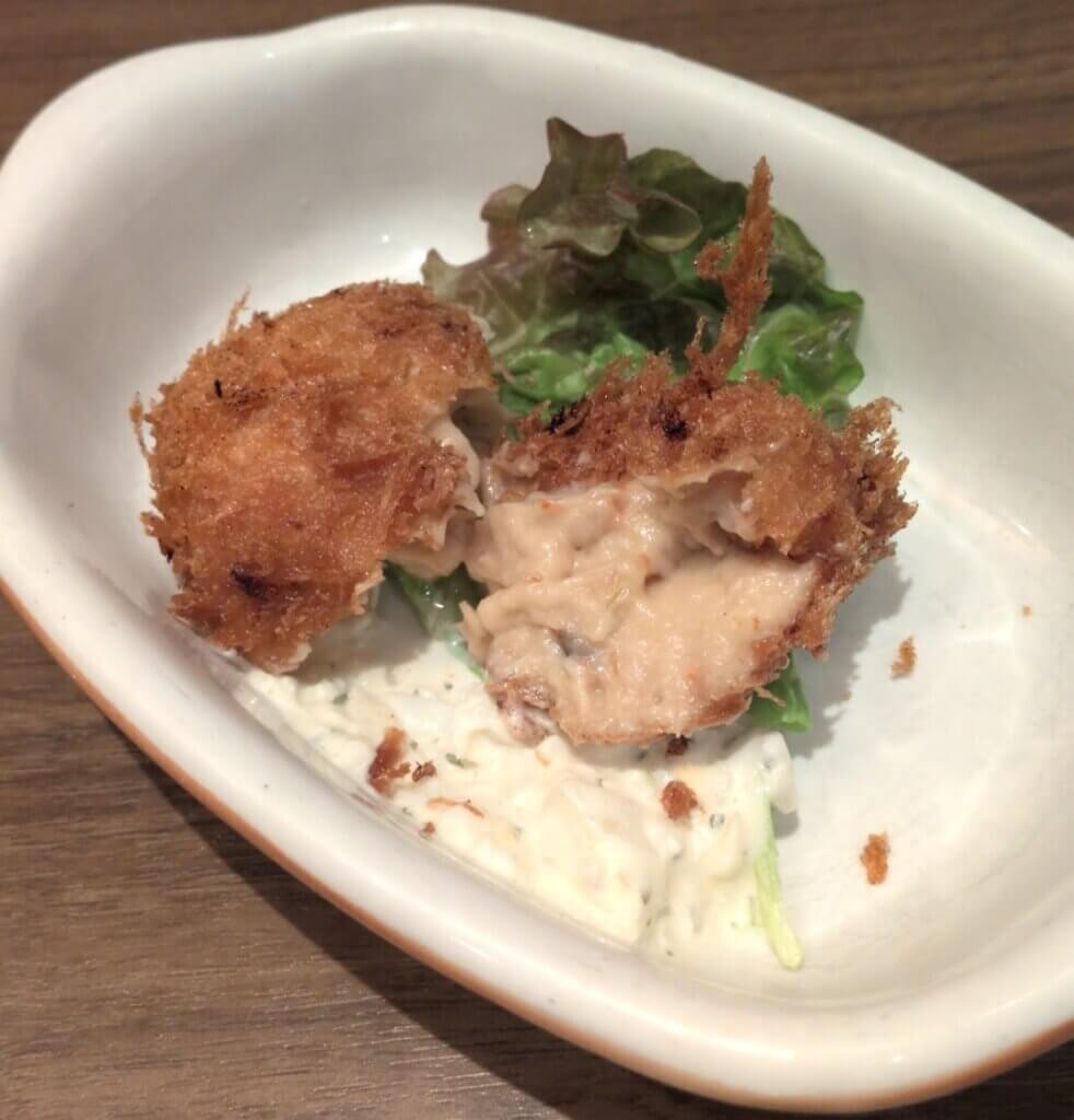 キッチントーキョーのカニクリームコロッケ:断面図